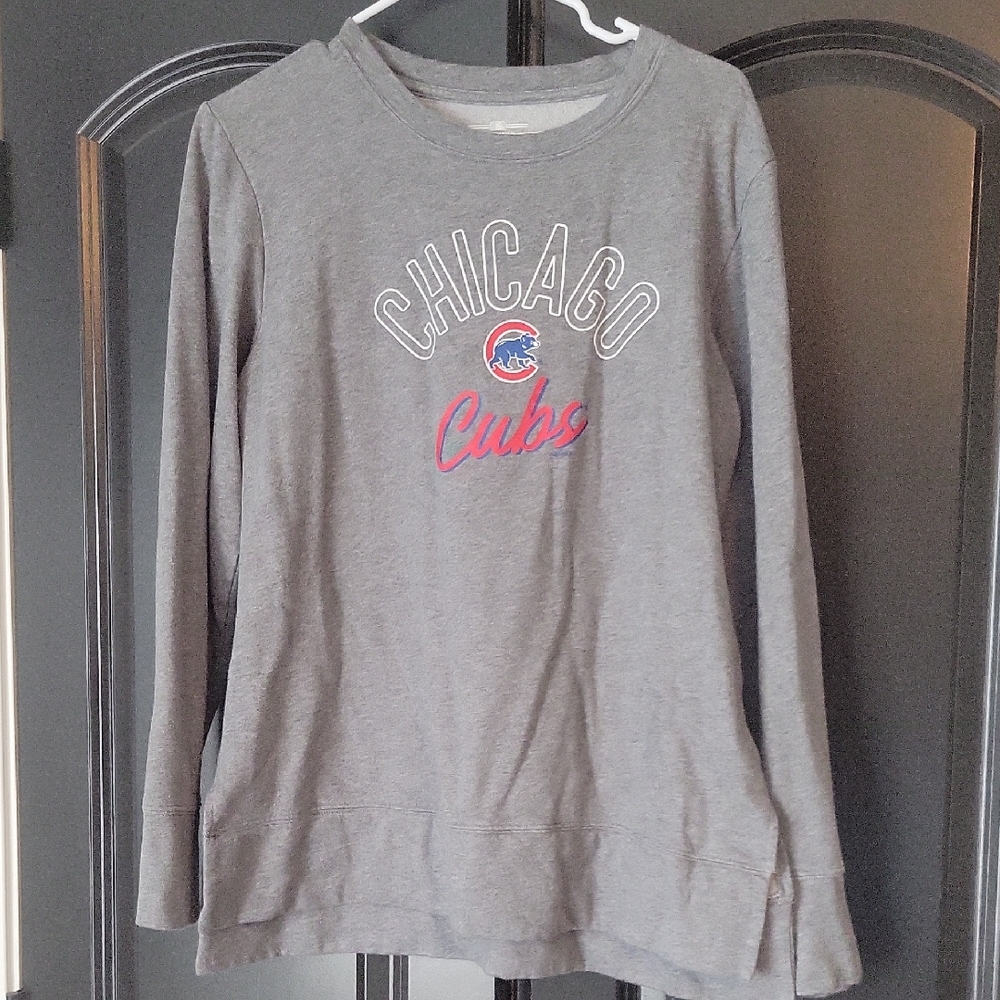 Genuine Merchandise Chicago Cubs Gray Sweatshirt